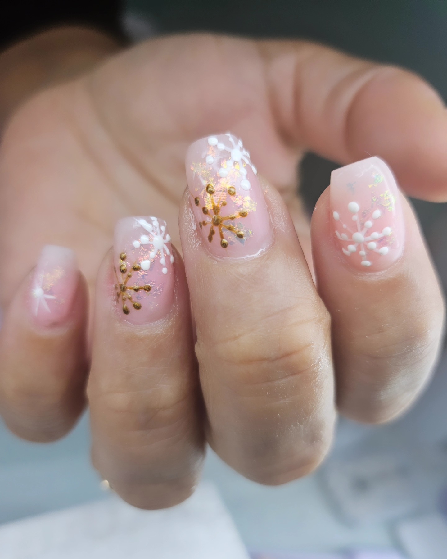 Delicate nail art